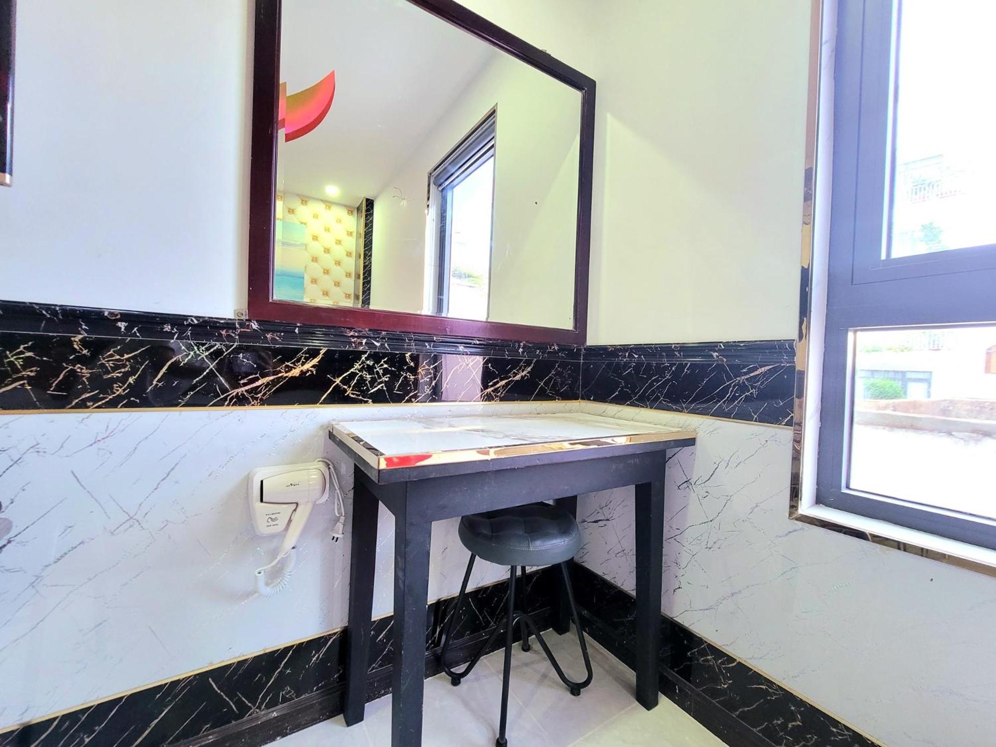 RedDoorz Thiem Thanh on Nguyen Van Dau Street TP. Hồ Chí Minh Phòng bức ảnh